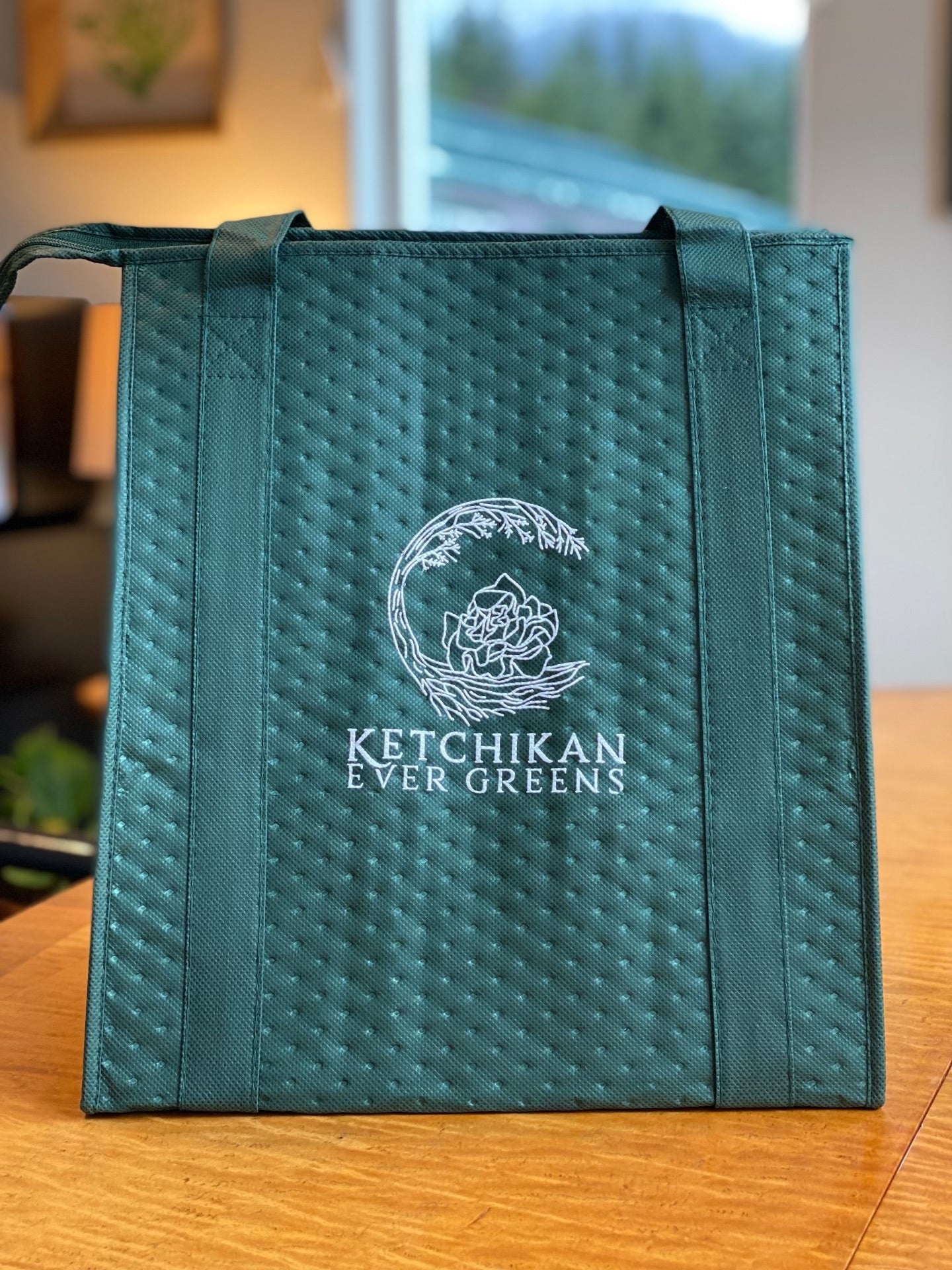 Ever Greens Insulated Tote (Makes Delivery Simple!)